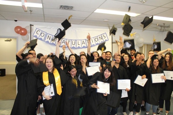 Trường Cao Đẳng Greystone College - British Columbia, Canada